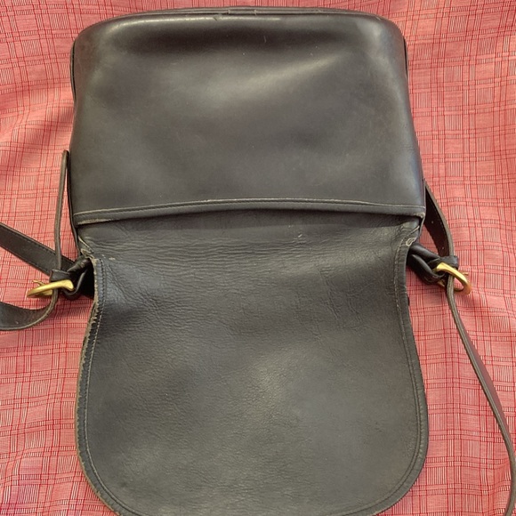 Coach 4150-needs to be rehabbed! - Picture 10 of 16